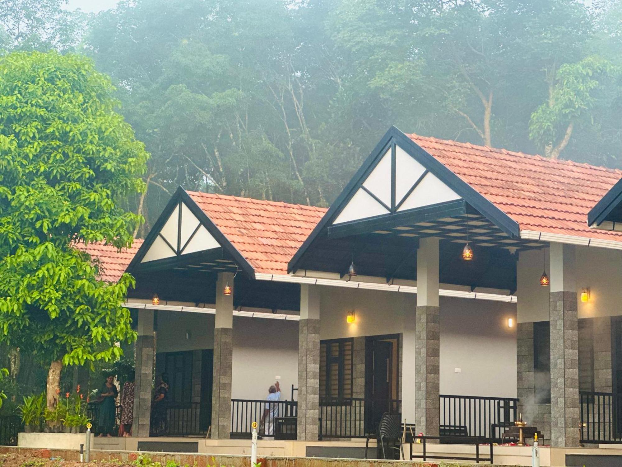 Villa Meghamalhar à Mananthavady Extérieur photo